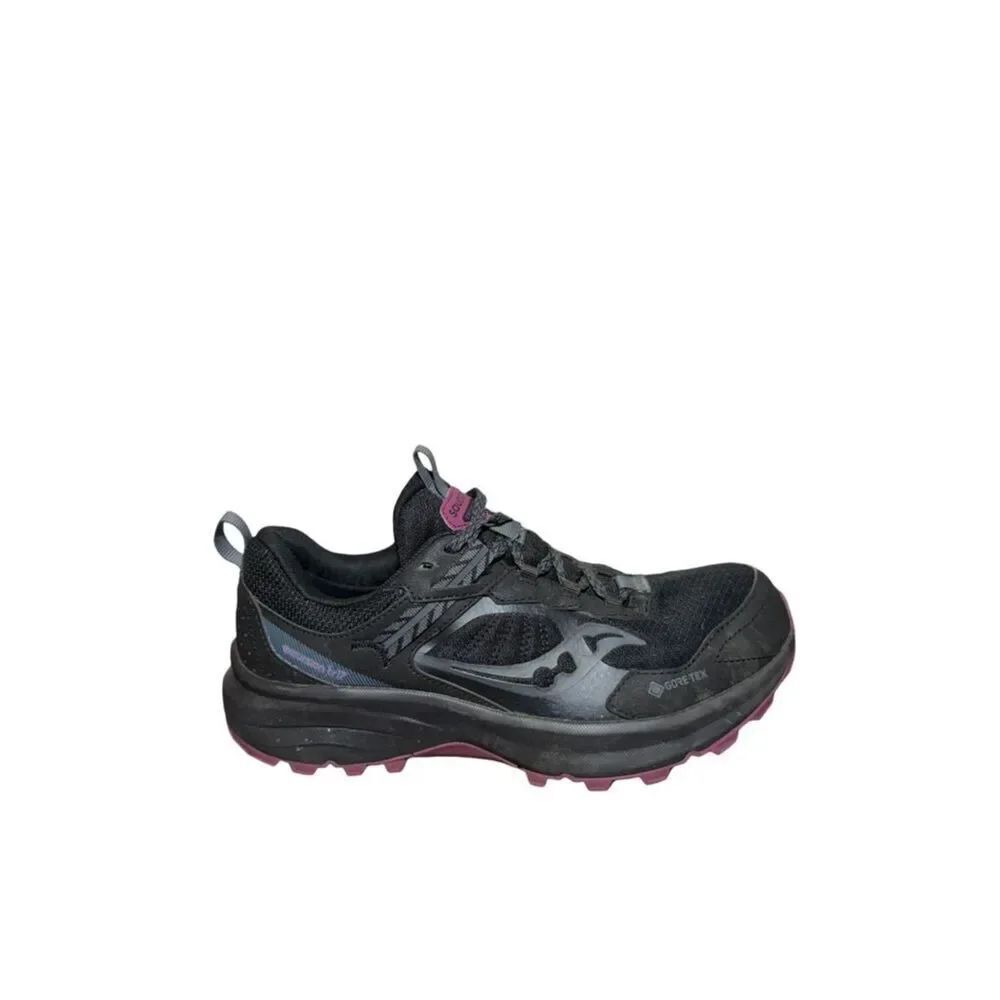 Saucony gore Tex women’s Black & Pink Trail Running Shoe size 8.5